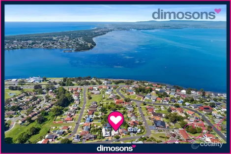 3 Canberra Rd, Lake Heights, NSW 2502