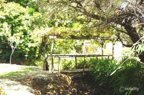 23 Wheelwright Rd, Lesmurdie, WA 6076