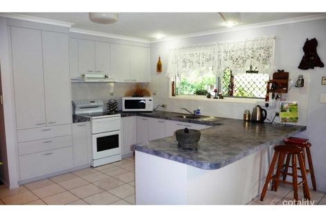 Property photo of 8 Aquamarine Road Branyan QLD 4670