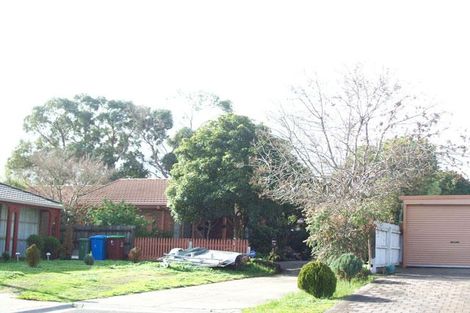Property photo of 13 Ungarie Court Hampton Park VIC 3976
