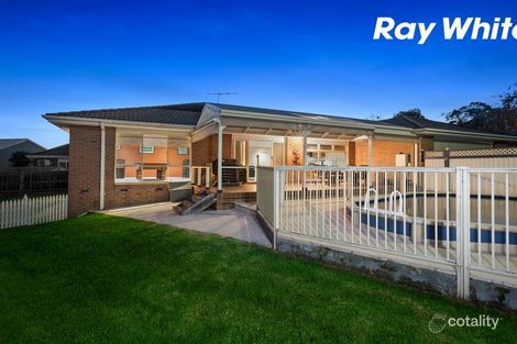 Property photo of 31 Portchester Boulevard Beaconsfield VIC 3807