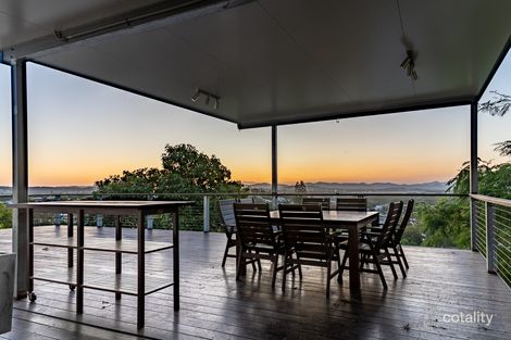 Property photo of 11 Cypress Close Kin Kora QLD 4680