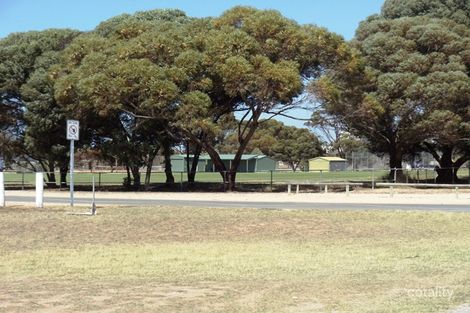 Property photo of 4 Oval Terrace Ardrossan SA 5571