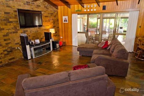 Property photo of 6 East West Avenue Avoca QLD 4670