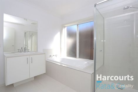 Property photo of 53 Elation Boulevard Doreen VIC 3754