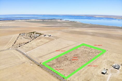 18 Wheaton Dr, Streaky Bay, SA 5680