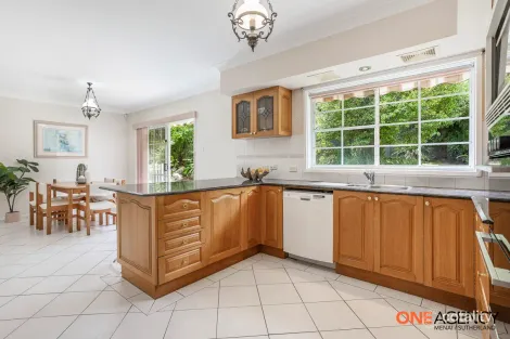 Property photo of 2 Sail Place Illawong NSW 2234