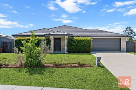 Property photo of 17 Outlook Crescent Flagstone QLD 4280