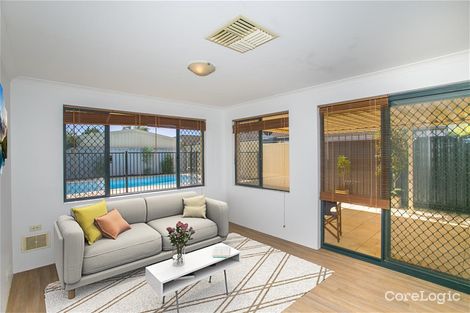 Property photo of 33 Gentle Circle South Guildford WA 6055