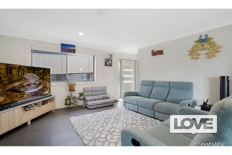 Property photo of 7/30 Croudace Road Elermore Vale NSW 2287