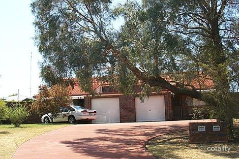 1/5 Sapphire Ct, Kearneys Spring, QLD 4350