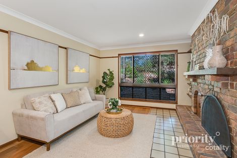 17 Pepper Rd, Everton Hills, QLD 4053