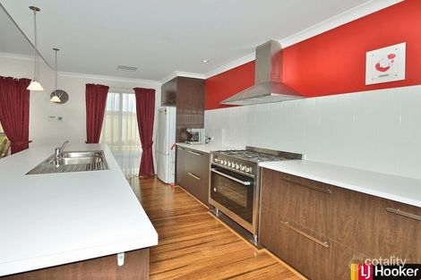 Property photo of 51 Catalina Drive Lakelands WA 6180