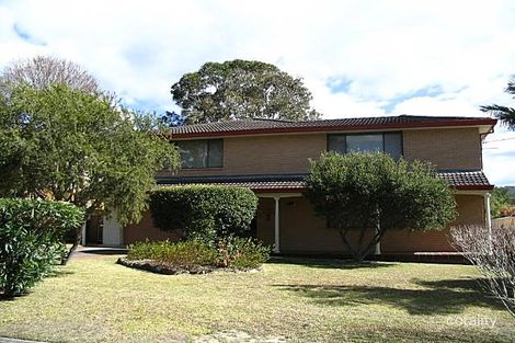 6 Jirrah Ave, Point Clare, NSW 2250