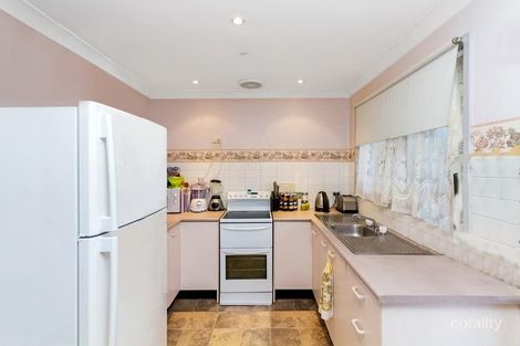 Property photo of 20 Berrys Head Road Wyoming NSW 2250