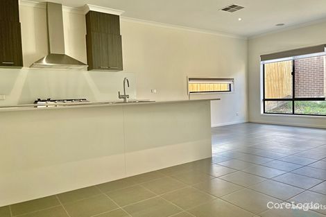 Property photo of 277 The Lakes Boulevard South Morang VIC 3752