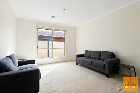 Property photo of 40 Katrina Drive Burnside Heights VIC 3023