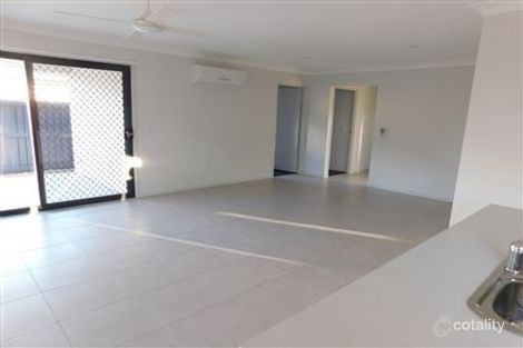 Property photo of 32 Pinnacle Circuit Heathwood QLD 4110