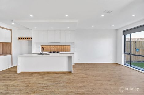 Property photo of 8 Pinevale Avenue Wyndham Vale VIC 3024