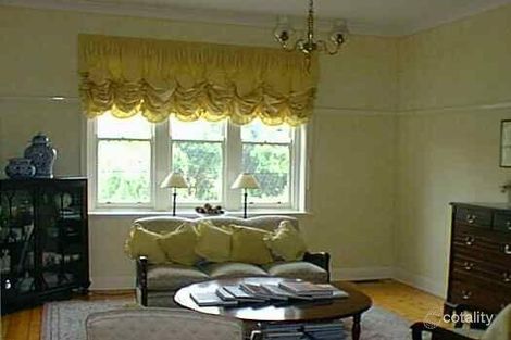 Property photo of 16 Ferndale Road Glen Iris VIC 3146