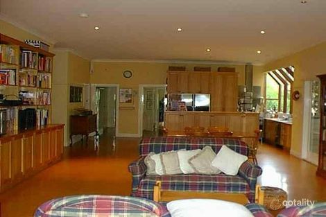 Property photo of 16 Ferndale Road Glen Iris VIC 3146