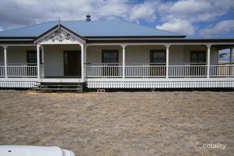 102 Southern Cross Dr, Dalby, QLD 4405