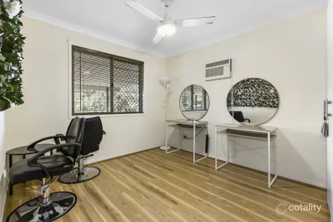 Property photo of 7 Stringybark Street Regents Park QLD 4118