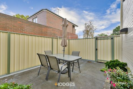 Property photo of 4/68 Ormond Road Ascot Vale VIC 3032