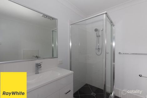 Property photo of 21 Innes Crescent Bundamba QLD 4304