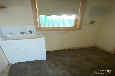 Property photo of 33 Wyndham Street Werribee VIC 3030