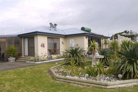 Property photo of 3 Lighthouse Street Currie TAS 7256