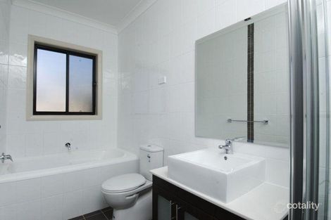 Property photo of 2/509-511 Wentworth Avenue Toongabbie NSW 2146