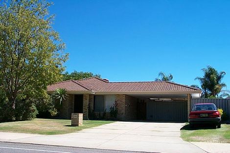 151 Forest Lakes Dr, Thornlie, WA 6108