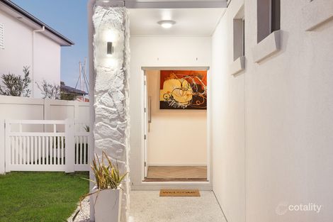 Property photo of 8983 The Point Circuit Hope Island QLD 4212