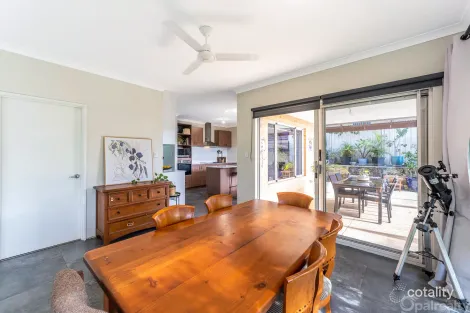Property photo of 34 Ashwood Parkway Lakelands WA 6180