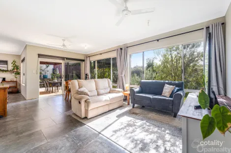 Property photo of 34 Ashwood Parkway Lakelands WA 6180
