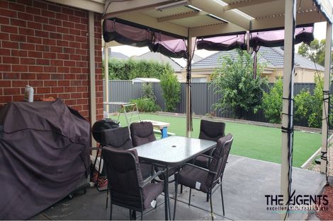 Property photo of 22 Lindeman Street Tarneit VIC 3029