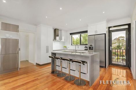 Property photo of 23 Norfolk Circuit Doncaster VIC 3108