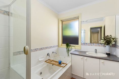 Property photo of 2/1786 Ferntree Gully Road Ferntree Gully VIC 3156