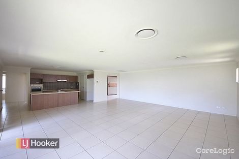 Property photo of 4 Lilly Crescent Kallangur QLD 4503