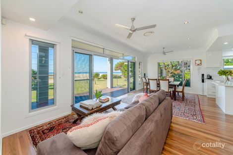 Property photo of 15 Ocean Road Brooms Head NSW 2463