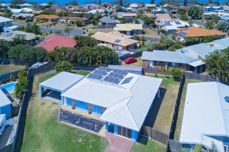 Property photo of 2 Endeavour Court Bargara QLD 4670