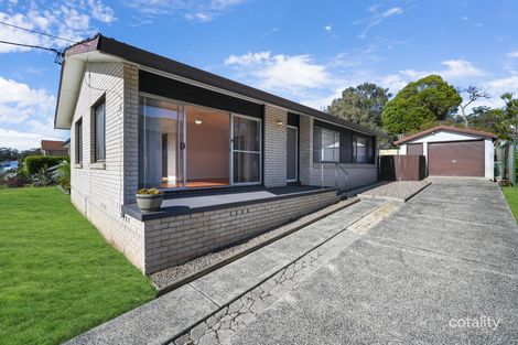Property photo of 33 Anembo Avenue Summerland Point NSW 2259