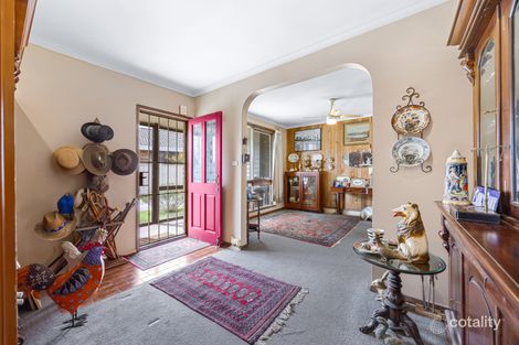 Property photo of 58 Grandview Grove Wendouree VIC 3355