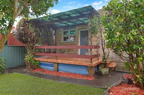 Property photo of 5 Windsor Street Macquarie Fields NSW 2564