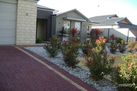 Property photo of 17 Jester Parkway Meadow Springs WA 6210