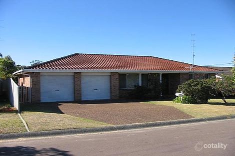 Property photo of 10 Mahni Close Budgewoi NSW 2262