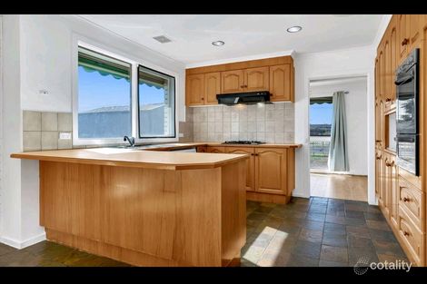 Property photo of 73 Mossfiel Drive Hoppers Crossing VIC 3029