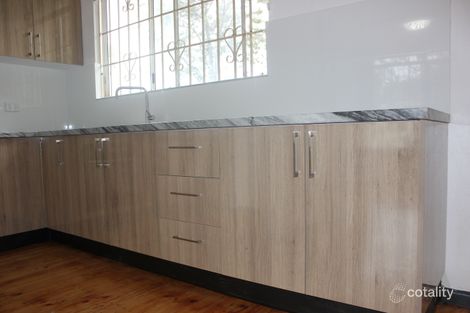 Property photo of 14 Van Dieman Crescent Fairfield West NSW 2165