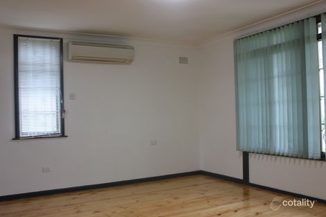 Property photo of 14 Van Dieman Crescent Fairfield West NSW 2165